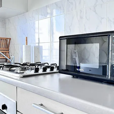 Cinnabar - Appartement 10 Personnes - Check In H24 & Wifi Oullins