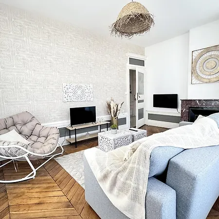 Apartment Cinnabar - Appartement 10 Personnes - Check In H24 & Wifi