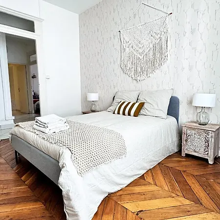 Cinnabar - Appartement 10 Personnes - Check In H24 & Wifi *