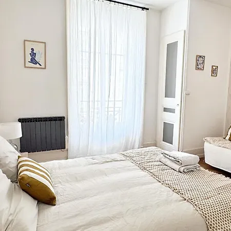 Cinnabar - Appartement 10 Personnes - Check In H24 & Wifi Apartment