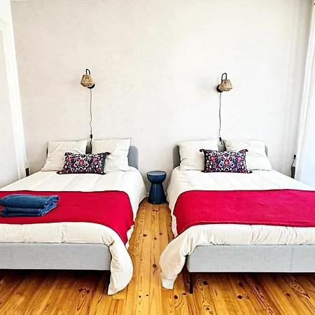 Cinnabar - Appartement 10 Personnes - Check In H24 & Wifi Oullins