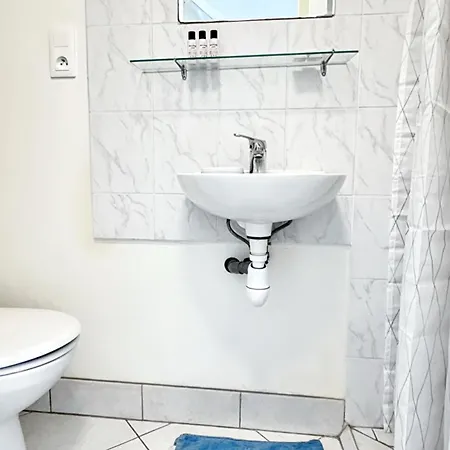 Cinnabar - Appartement 10 Personnes - Check In H24 & Wifi * Oullins
